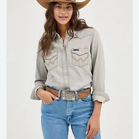 Wrangler Long Sleeve Western Snap W Stitching On Pocket Light Gray Denim Shirt - Picture 1 of 7
